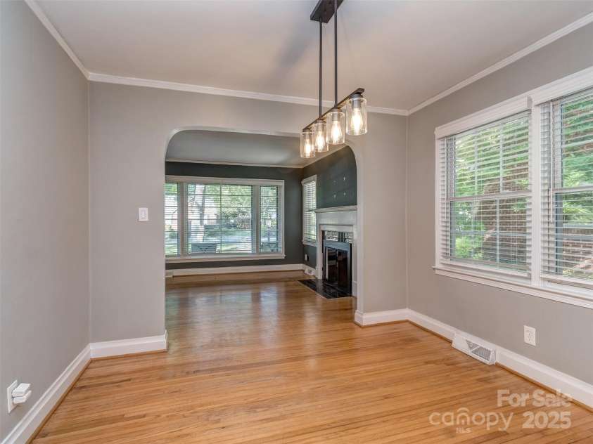 1720 Chatham Avenue, Charlotte, NC 28205.  MLS# CAR4260782, YatesRealty ID 17709. 
