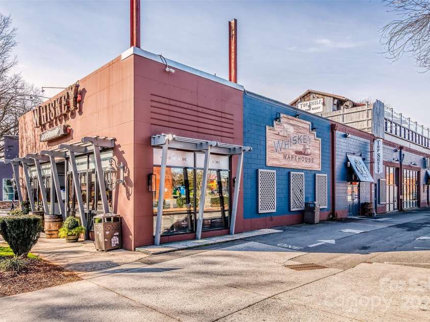 1720 Chatham Avenue, Charlotte, NC 28205.  MLS# CAR4260782, YatesRealty ID 17709. 