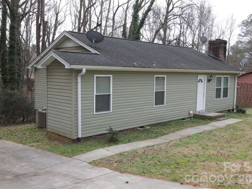 48 Piper Street, Wadesboro, NC 28170.  MLS# CAR4334235, YatesRealty ID 1771. 