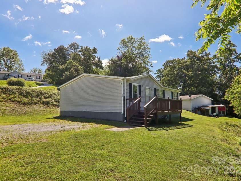 85 Star Flower Road, Alexander, NC 28701.  MLS# CAR4264260, YatesRealty ID 17711. 
