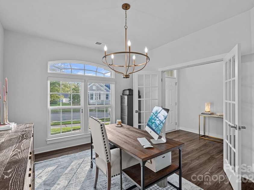 12615 Es Draper Drive, Huntersville, NC 28078.  MLS# CAR4266729, YatesRealty ID 17712. 