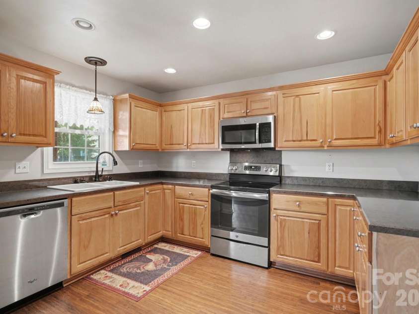 12820 Big Lick Road, Oakboro, NC 28129.  MLS# CAR4374025, YatesRealty ID 17714. 