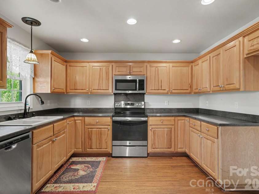 12820 Big Lick Road, Oakboro, NC 28129.  MLS# CAR4374025, YatesRealty ID 17714. 