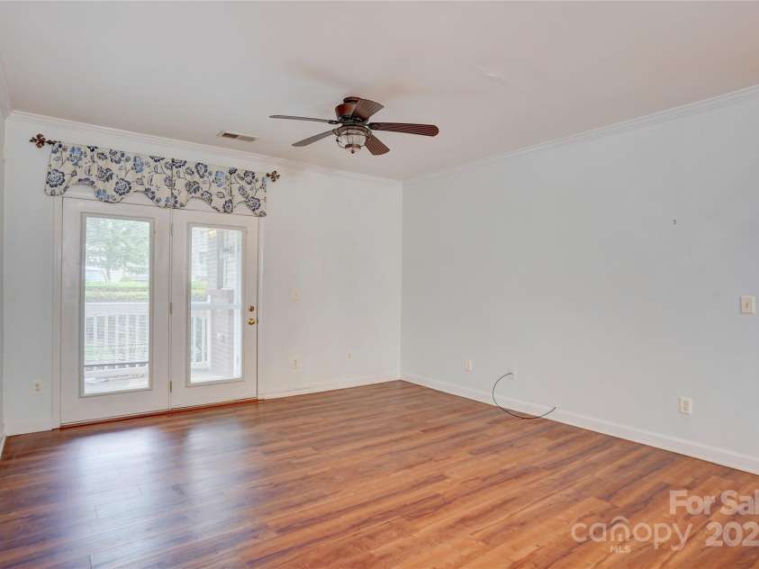 16746 Amberside Road, Cornelius, NC 28031.  MLS# CAR4247550, YatesRealty ID 17714. 