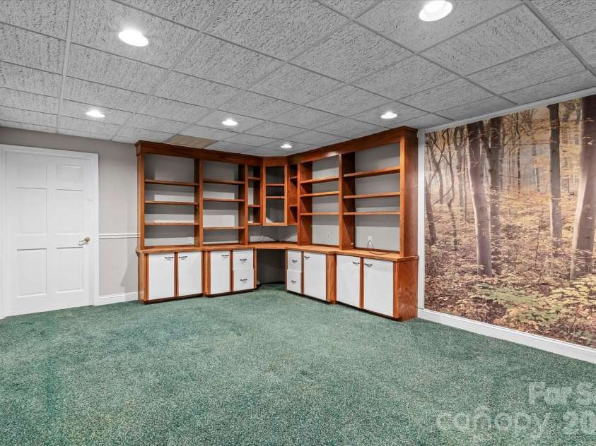 198 Broadbill Drive, Mooresville, NC 28117.  MLS# CAR4368023, YatesRealty ID 17715. Basement Flex Room