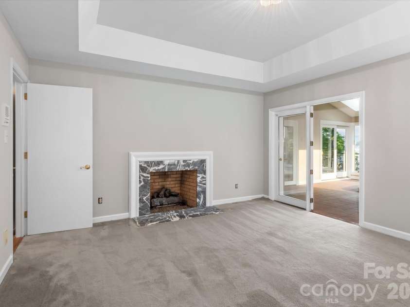 198 Broadbill Drive, Mooresville, NC 28117.  MLS# CAR4368023, YatesRealty ID 17715. Primary Bedroom