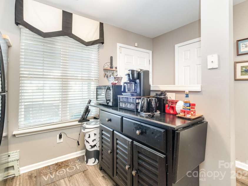 2511 Brackley Place, Concord, NC 28027.  MLS# CAR4227005, YatesRealty ID 17716. 