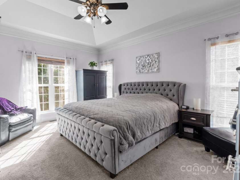 161 Dairy Farm Road, Mooresville, NC 28115.  MLS# CAR4259423, YatesRealty ID 17717. Primary bedroom is on the main floor