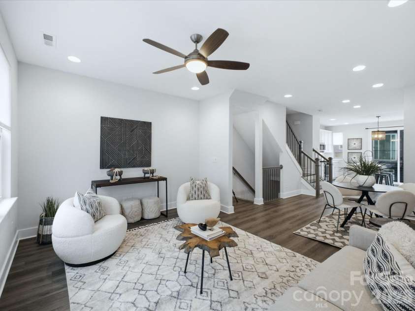2140 Electric Lane, Charlotte, NC 28205.  MLS# CAR4375580, YatesRealty ID 17717. 