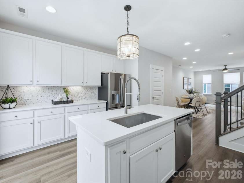 2140 Electric Lane, Charlotte, NC 28205.  MLS# CAR4375580, YatesRealty ID 17717. 