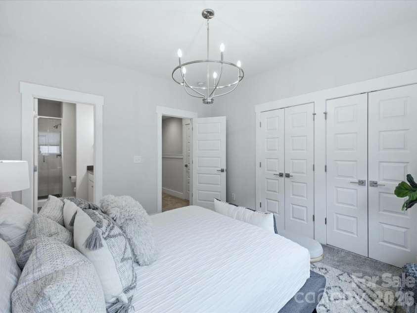 2140 Electric Lane, Charlotte, NC 28205.  MLS# CAR4375580, YatesRealty ID 17717. 