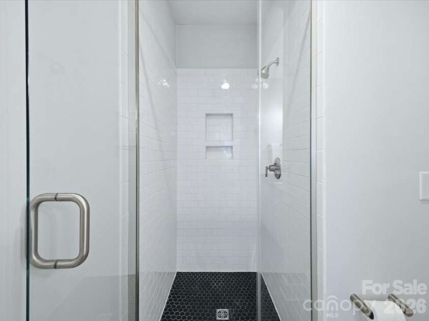 2140 Electric Lane, Charlotte, NC 28205.  MLS# CAR4375580, YatesRealty ID 17717. 