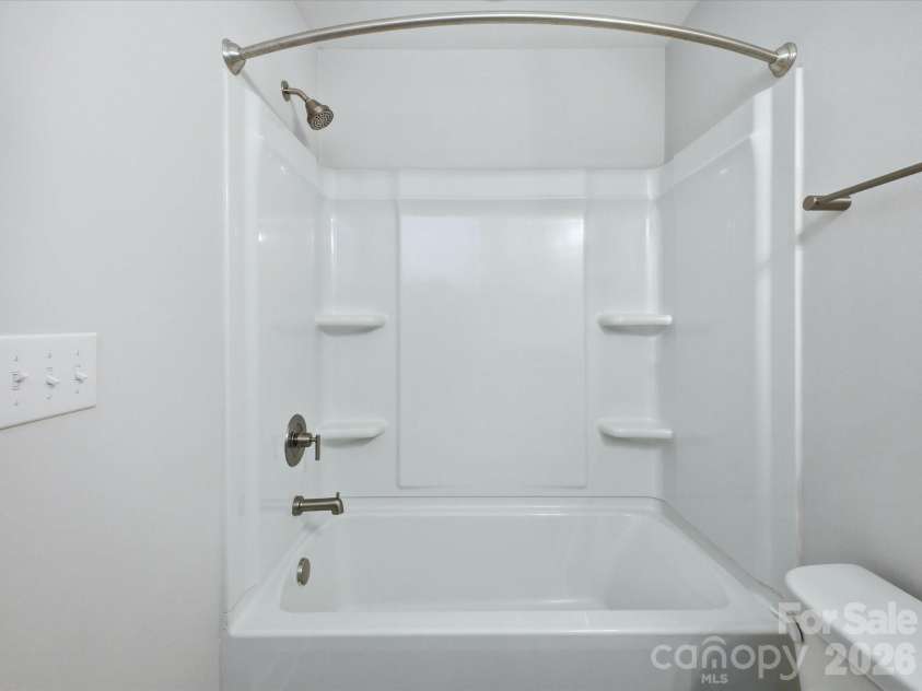 2140 Electric Lane, Charlotte, NC 28205.  MLS# CAR4375580, YatesRealty ID 17717. 