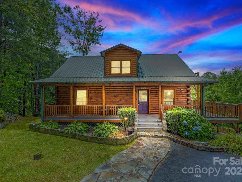 111 Grizzly Den Way, Marion, NC 28752.  MLS# CAR4262742, YatesRealty ID 17719. 