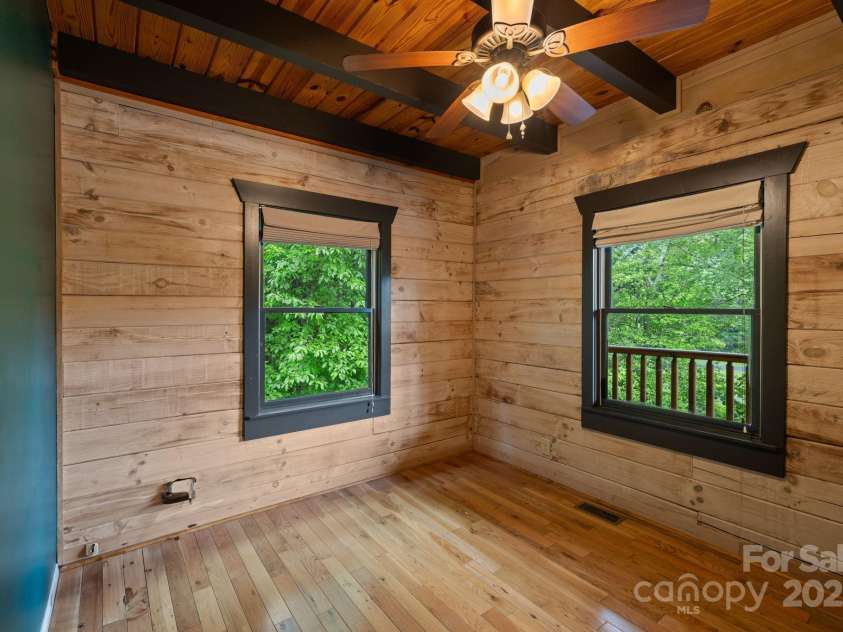 111 Grizzly Den Way, Marion, NC 28752.  MLS# CAR4262742, YatesRealty ID 17719. First Floor office