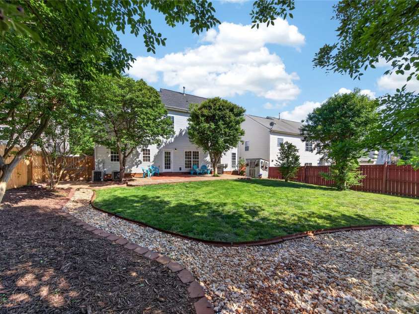 13414 Meadowmere Road, Huntersville, NC 28078.  MLS# CAR4372429, YatesRealty ID 17719. 