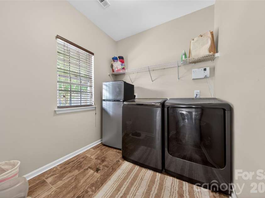 13414 Meadowmere Road, Huntersville, NC 28078.  MLS# CAR4372429, YatesRealty ID 17719. First Floor Laundry