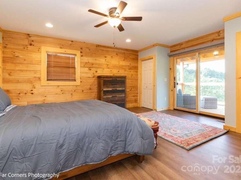 199 Brookview Lane, Whittier, NC 28789.  MLS# CAR4205619, YatesRealty ID 1772. 