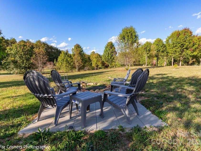 199 Brookview Lane, Whittier, NC 28789.  MLS# CAR4205619, YatesRealty ID 1772. 