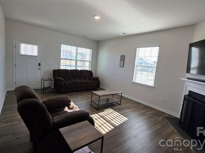 9404 Ketchum Drive, Gastonia, NC 28056.  MLS# CAR4346479, YatesRealty ID 1772. 