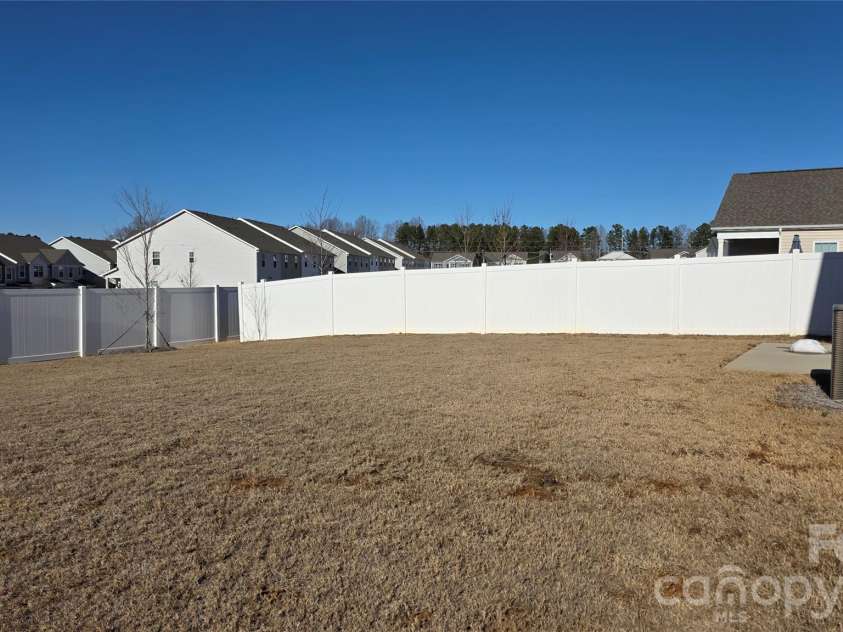 9404 Ketchum Drive, Gastonia, NC 28056.  MLS# CAR4346479, YatesRealty ID 1772. 