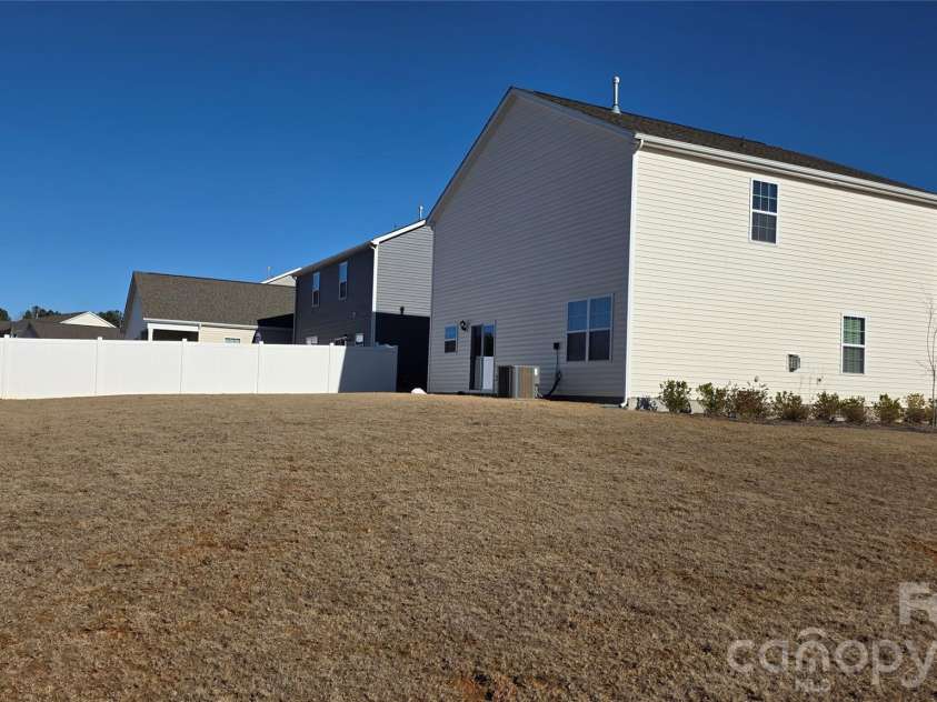 9404 Ketchum Drive, Gastonia, NC 28056.  MLS# CAR4346479, YatesRealty ID 1772. 
