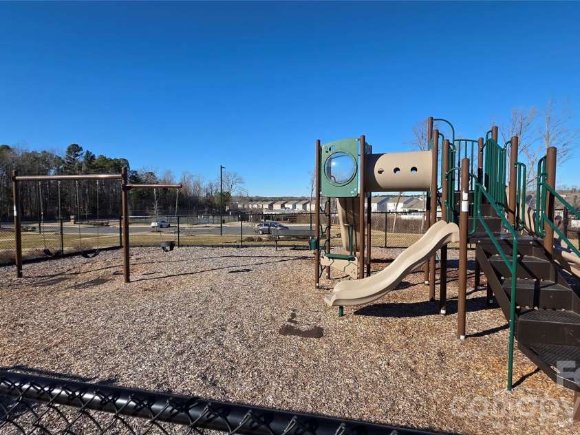 9404 Ketchum Drive, Gastonia, NC 28056.  MLS# CAR4346479, YatesRealty ID 1772. 