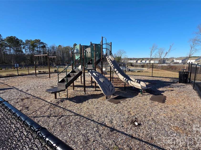 9404 Ketchum Drive, Gastonia, NC 28056.  MLS# CAR4346479, YatesRealty ID 1772. 