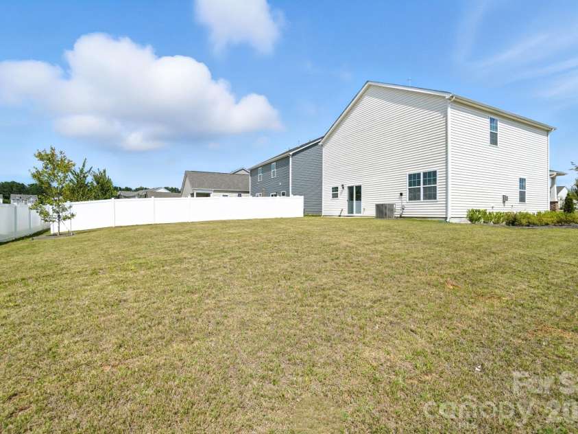 9404 Ketchum Drive, Gastonia, NC 28056.  MLS# CAR4346479, YatesRealty ID 1772. 
