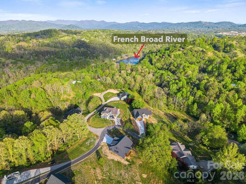 40 Firefly Ridge Trail, Alexander, NC 28701.  MLS# CAR4375434, YatesRealty ID 17720. 