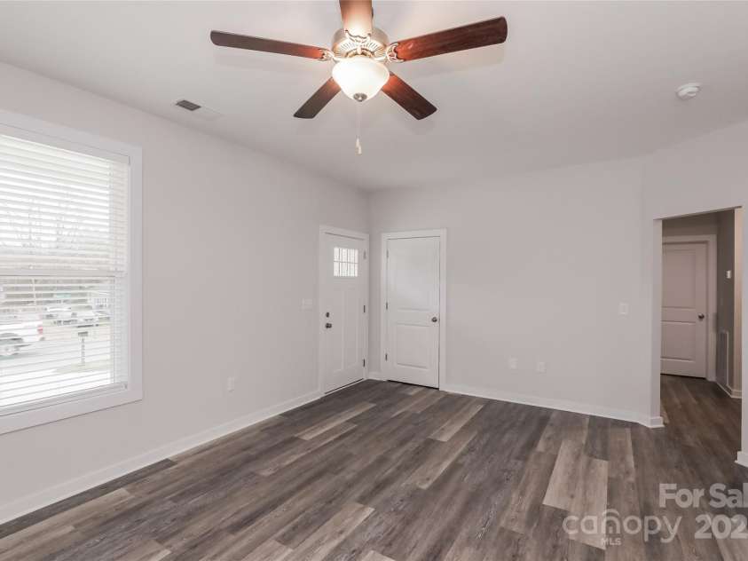 13331 Central Avenue, Huntersville, NC 28078.  MLS# CAR4213432, YatesRealty ID 17721. 