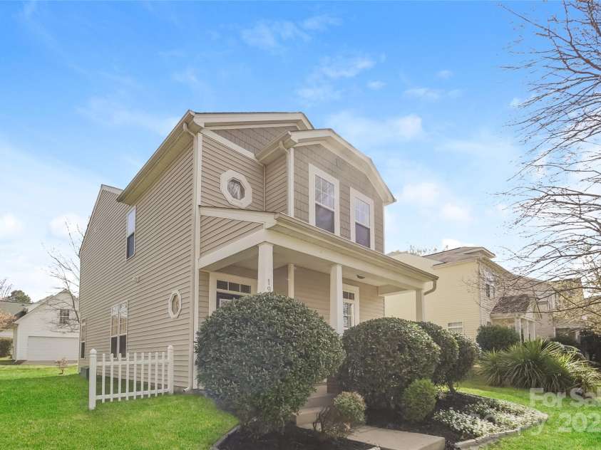 19054 Long Pond Lane, Cornelius, NC 28031.  MLS# CAR4211424, YatesRealty ID 17722. 