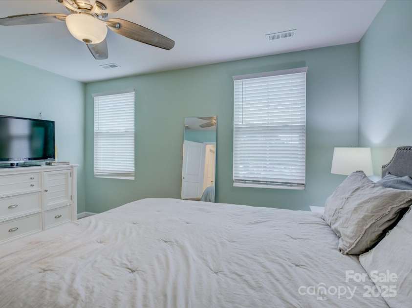954 Taybyn Road, Fort Mill, SC 29715.  MLS# CAR4264604, YatesRealty ID 17723. 