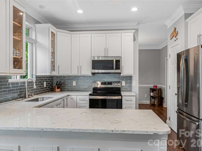 14738 Pomerol Lane, Pineville, NC 28134.  MLS# CAR4375780, YatesRealty ID 17724. 