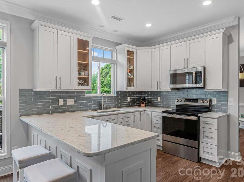 14738 Pomerol Lane, Pineville, NC 28134.  MLS# CAR4375780, YatesRealty ID 17724. 