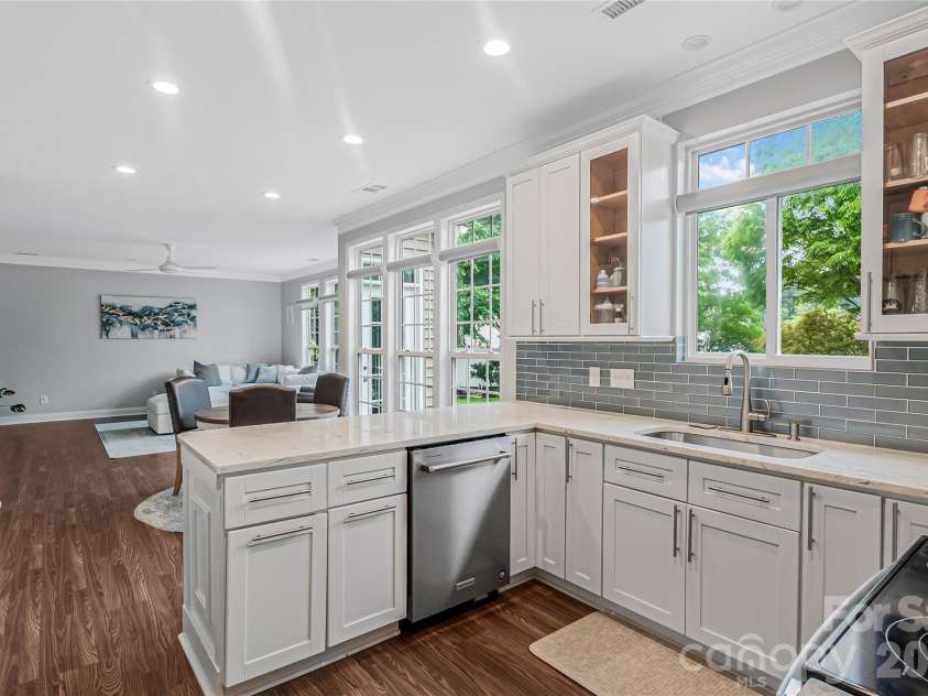 14738 Pomerol Lane, Pineville, NC 28134.  MLS# CAR4375780, YatesRealty ID 17724. 