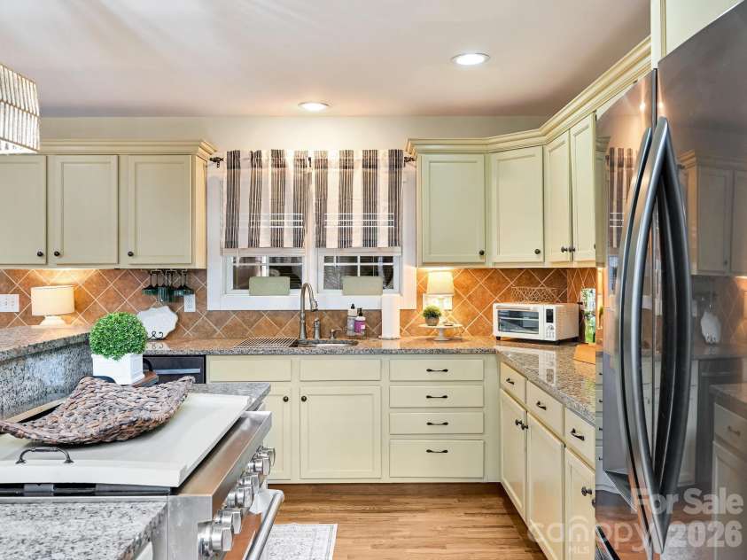1645 Ivy Hill Road, Marshall, NC 28753.  MLS# CAR4344547, YatesRealty ID 17725. 
