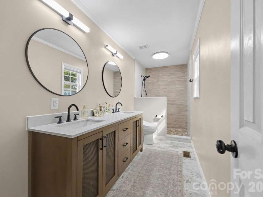 1704 Cardinal Court, Belmont, NC 28012.  MLS# CAR4375272, YatesRealty ID 17728. 