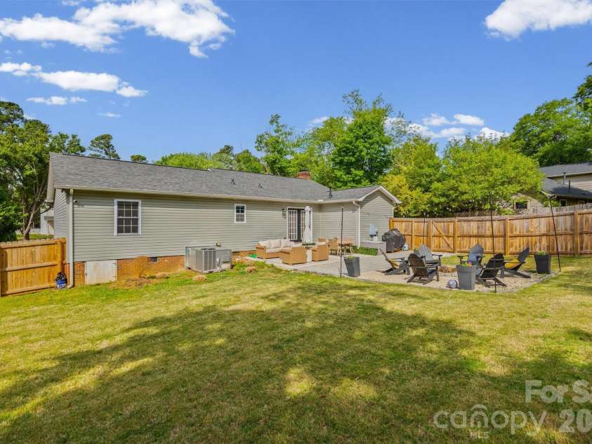 1704 Cardinal Court, Belmont, NC 28012.  MLS# CAR4375272, YatesRealty ID 17728. 