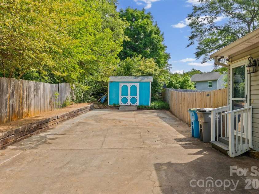 1704 Cardinal Court, Belmont, NC 28012.  MLS# CAR4375272, YatesRealty ID 17728. 