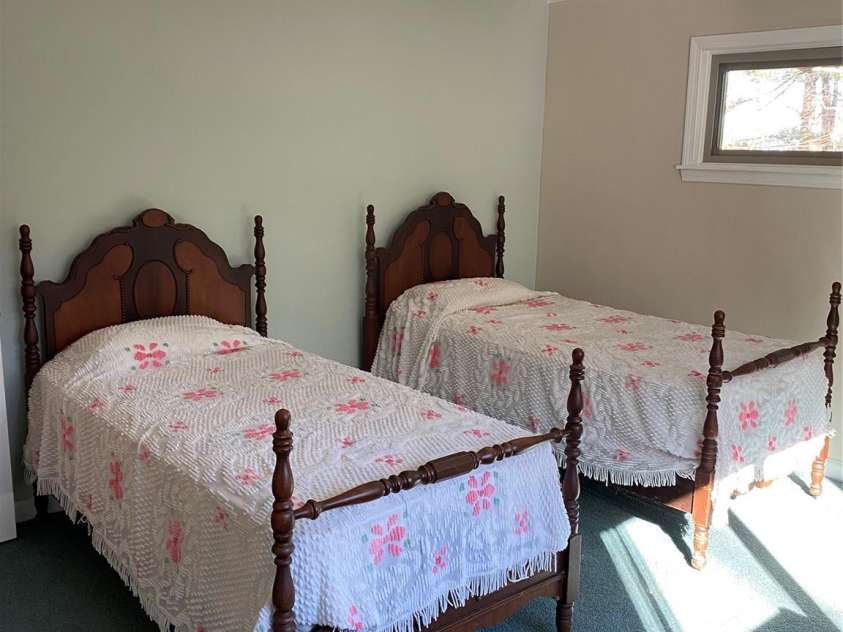 11 Cedarbrook Drive, Laurel Park, NC 28739.  MLS# CAR4211239, YatesRealty ID 1773. Second Bed Room