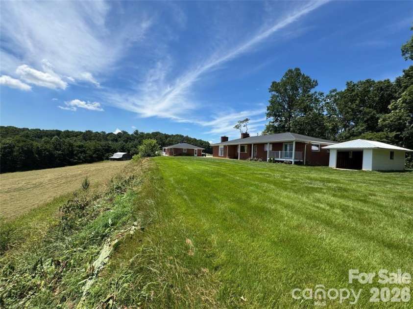 598 Miles View Road, Mills River, NC 28759.  MLS# CAR4346255, YatesRealty ID 1773. 