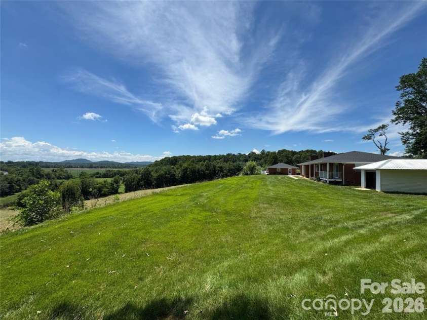 598 Miles View Road, Mills River, NC 28759.  MLS# CAR4346255, YatesRealty ID 1773. 