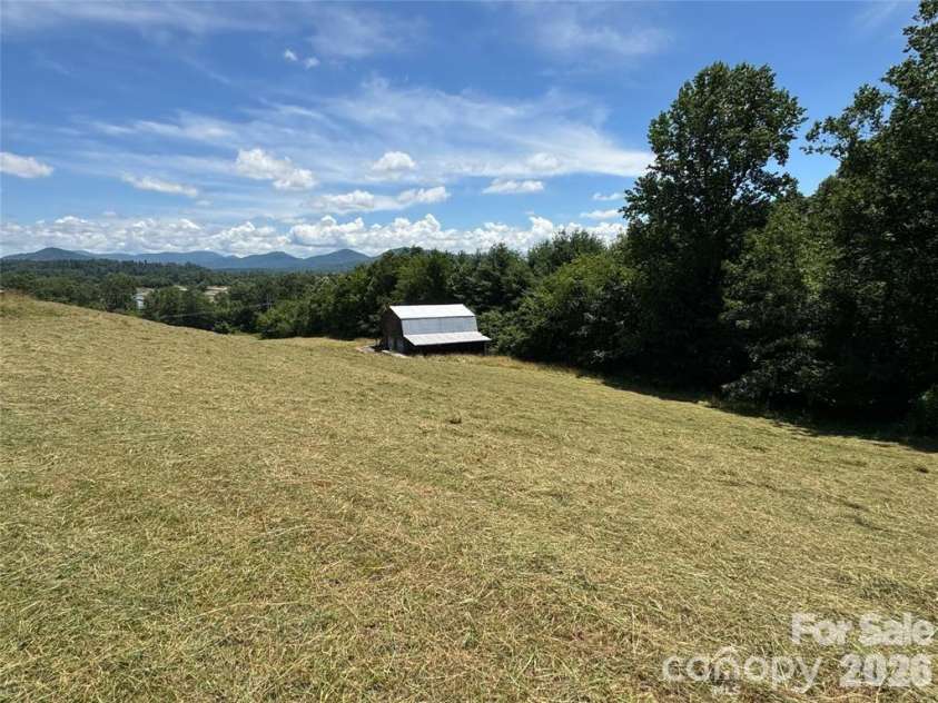598 Miles View Road, Mills River, NC 28759.  MLS# CAR4346255, YatesRealty ID 1773. 