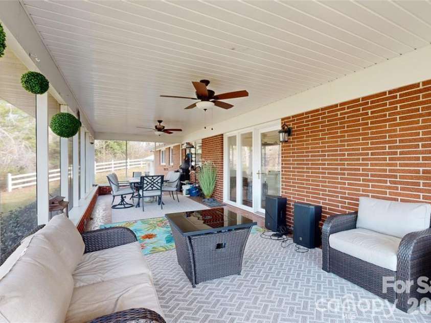 598 Miles View Road, Mills River, NC 28759.  MLS# CAR4346255, YatesRealty ID 1773. 