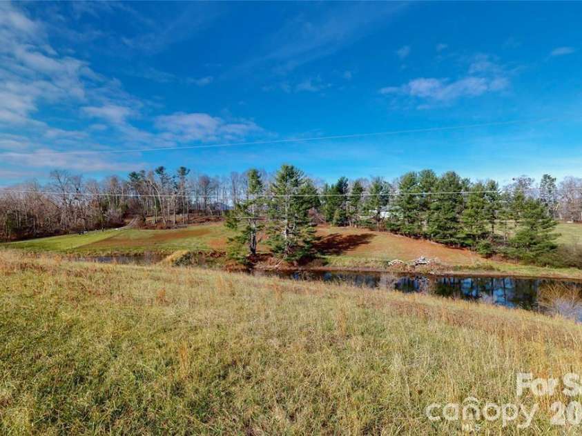 598 Miles View Road, Mills River, NC 28759.  MLS# CAR4346255, YatesRealty ID 1773. 