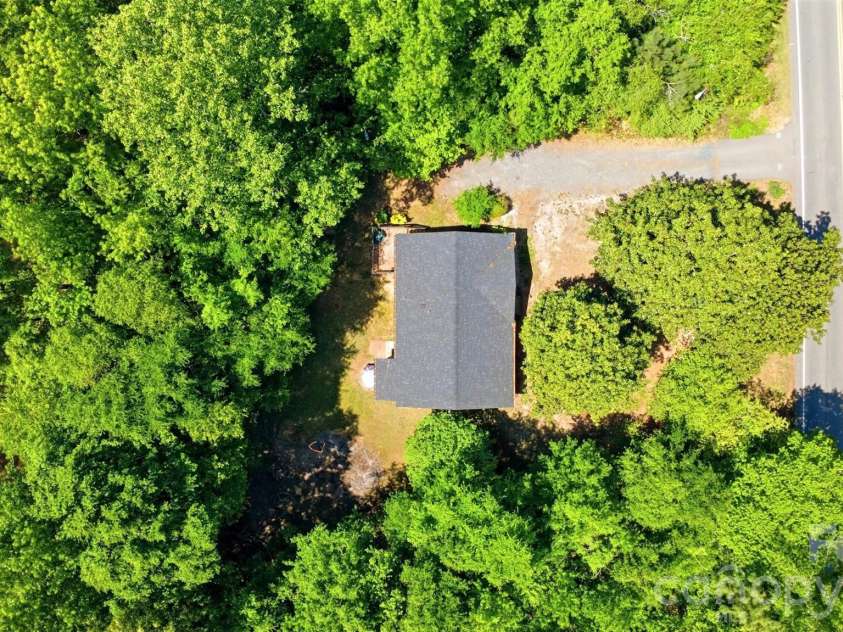 1525 Reservation Road, Rock Hill, SC 29730.  MLS# CAR4373949, YatesRealty ID 17730. Almost an acre and private yard