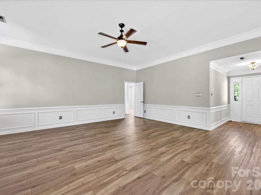 2843 Redfield Drive, Charlotte, NC 28270.  MLS# CAR4374830, YatesRealty ID 17731. 