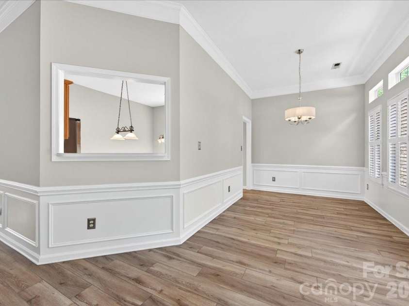 2843 Redfield Drive, Charlotte, NC 28270.  MLS# CAR4374830, YatesRealty ID 17731. 