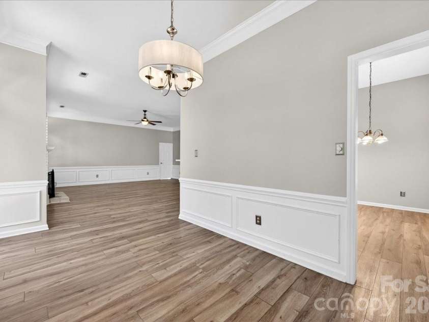 2843 Redfield Drive, Charlotte, NC 28270.  MLS# CAR4374830, YatesRealty ID 17731. 
